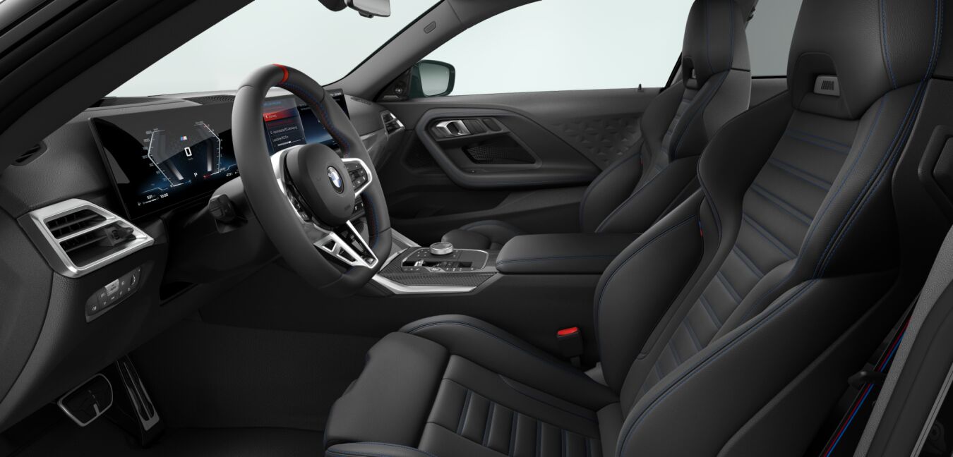 BMW BMW 2er im Innenraum seitlich BMW BMW 2er im Innenraum seitlich