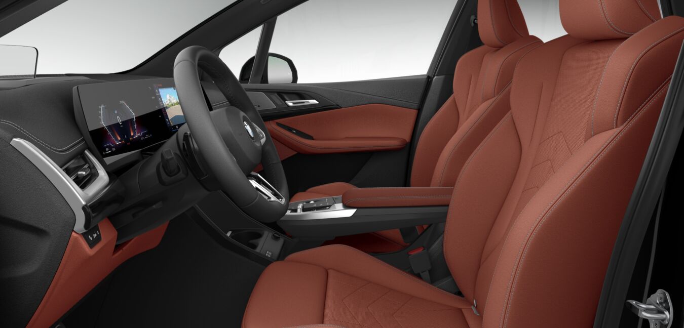 BMW BMW 2er im Innenraum seitlich BMW BMW 2er im Innenraum seitlich