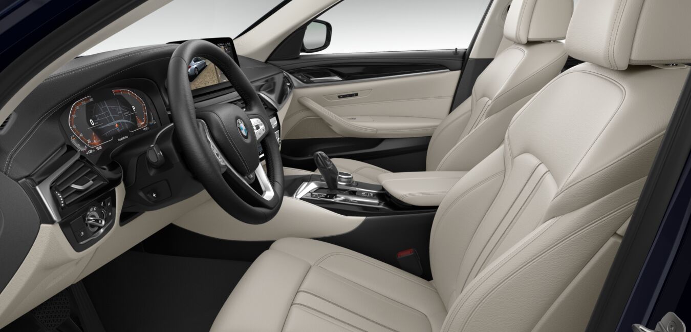 BMW BMW 5er im Innenraum seitlich BMW BMW 5er im Innenraum seitlich