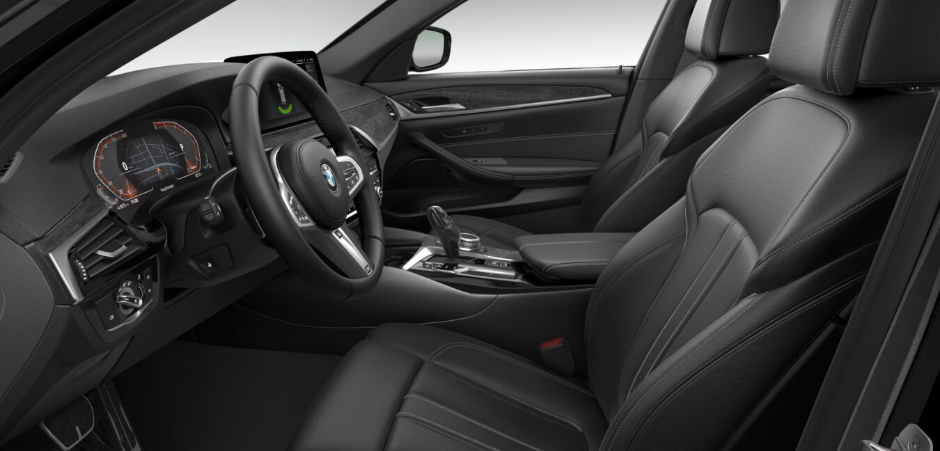 BMW BMW 5er im Innenraum seitlich BMW BMW 5er im Innenraum seitlich