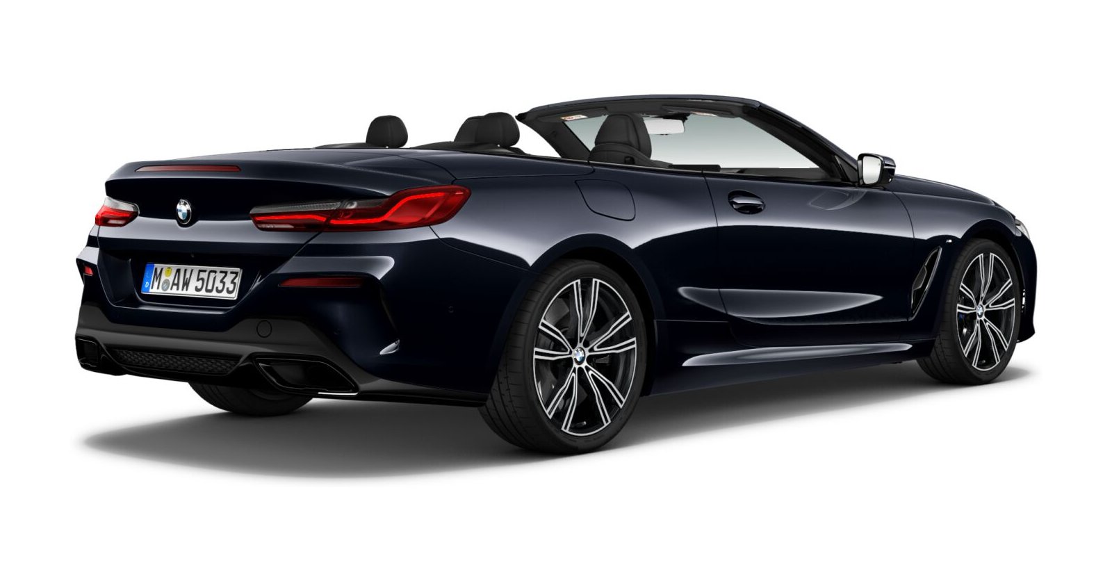 BMW BMW 8er in Schwarz von hinten BMW BMW 8er in Schwarz von hinten