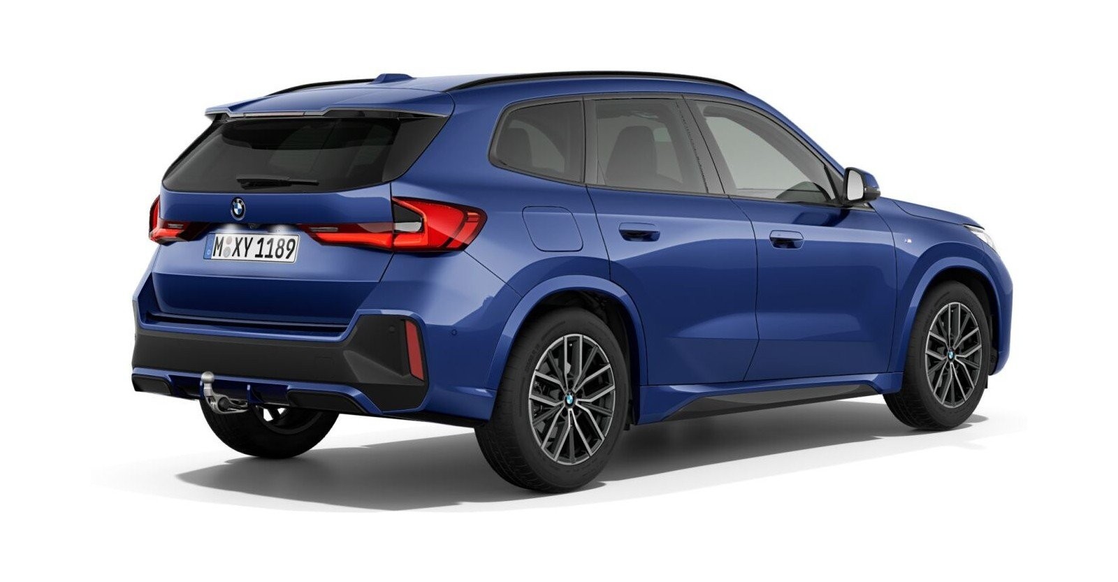 BMW BMW X in Blau von hinten