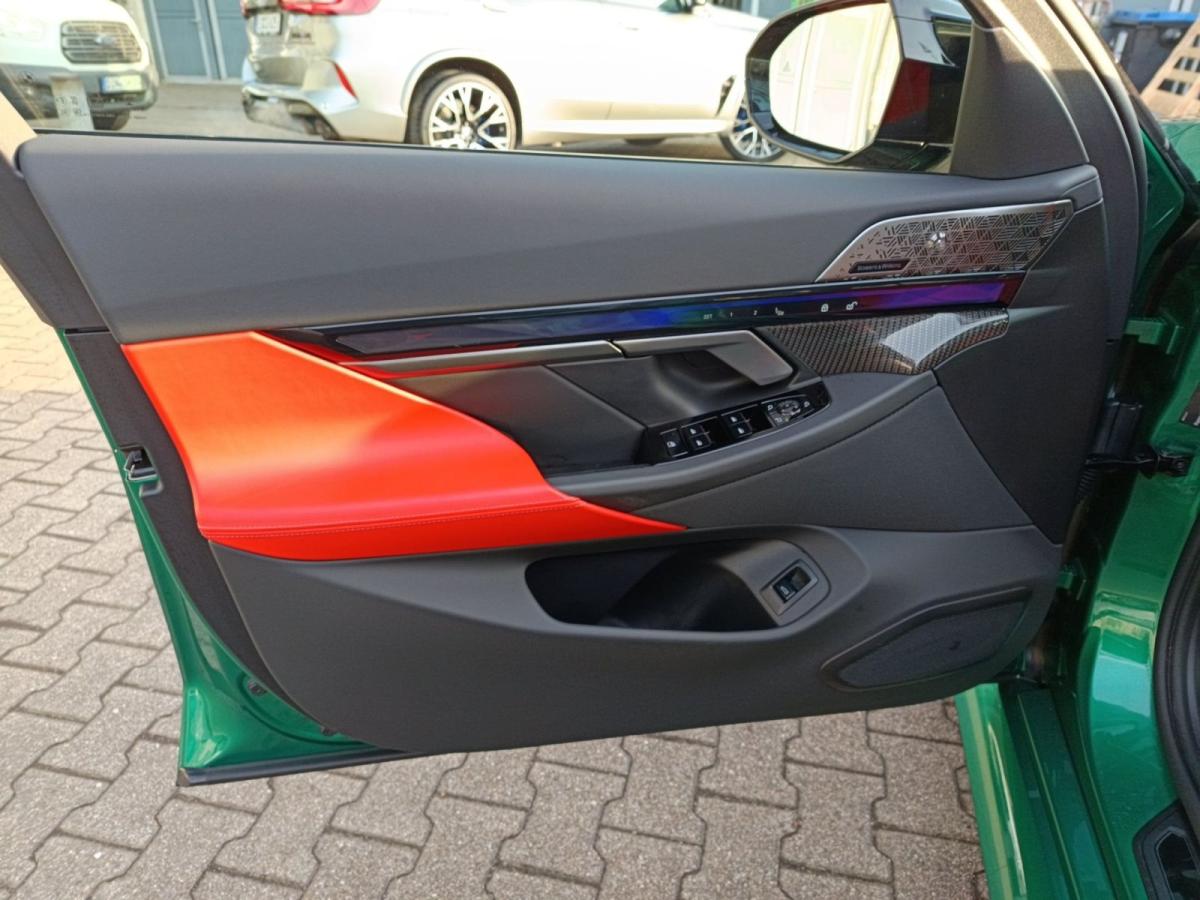 Originalaufnahme des Fahrzeugs Originalaufnahme des Fahrzeugs