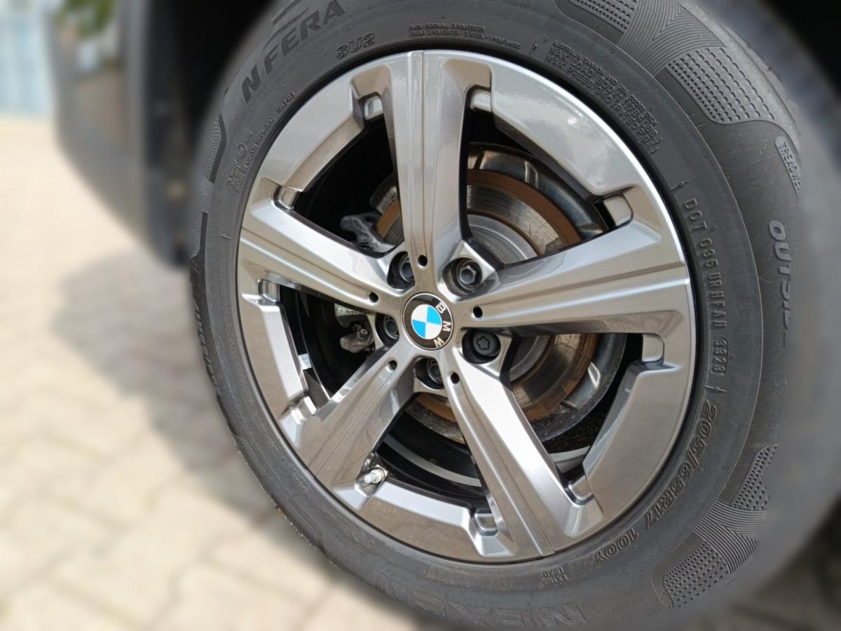 Originalaufnahme des Fahrzeugs