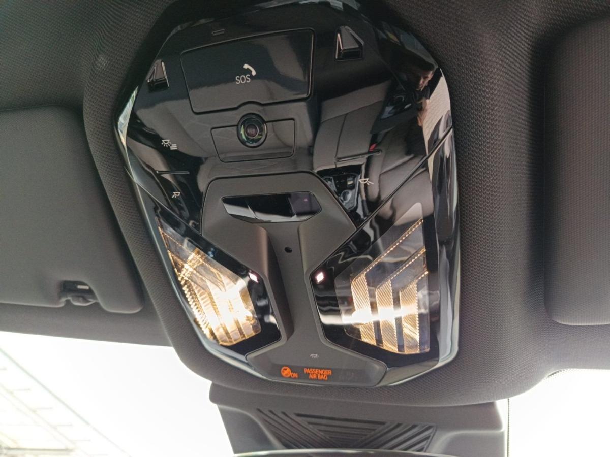 Originalaufnahme des Fahrzeugs Originalaufnahme des Fahrzeugs