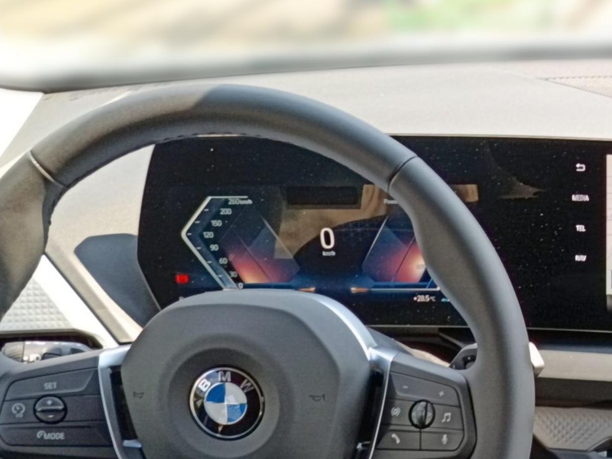 Originalaufnahme des Fahrzeugs Originalaufnahme des Fahrzeugs