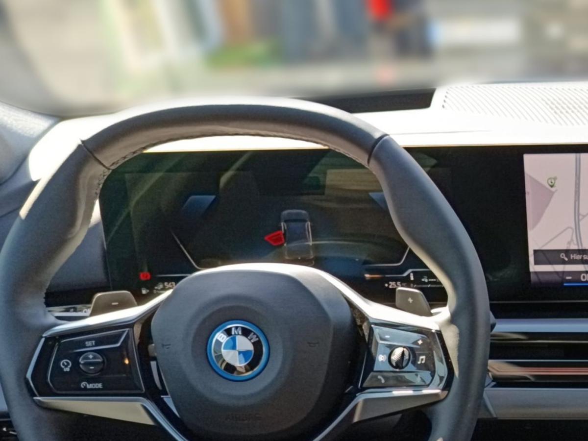 Originalaufnahme des Fahrzeugs Originalaufnahme des Fahrzeugs