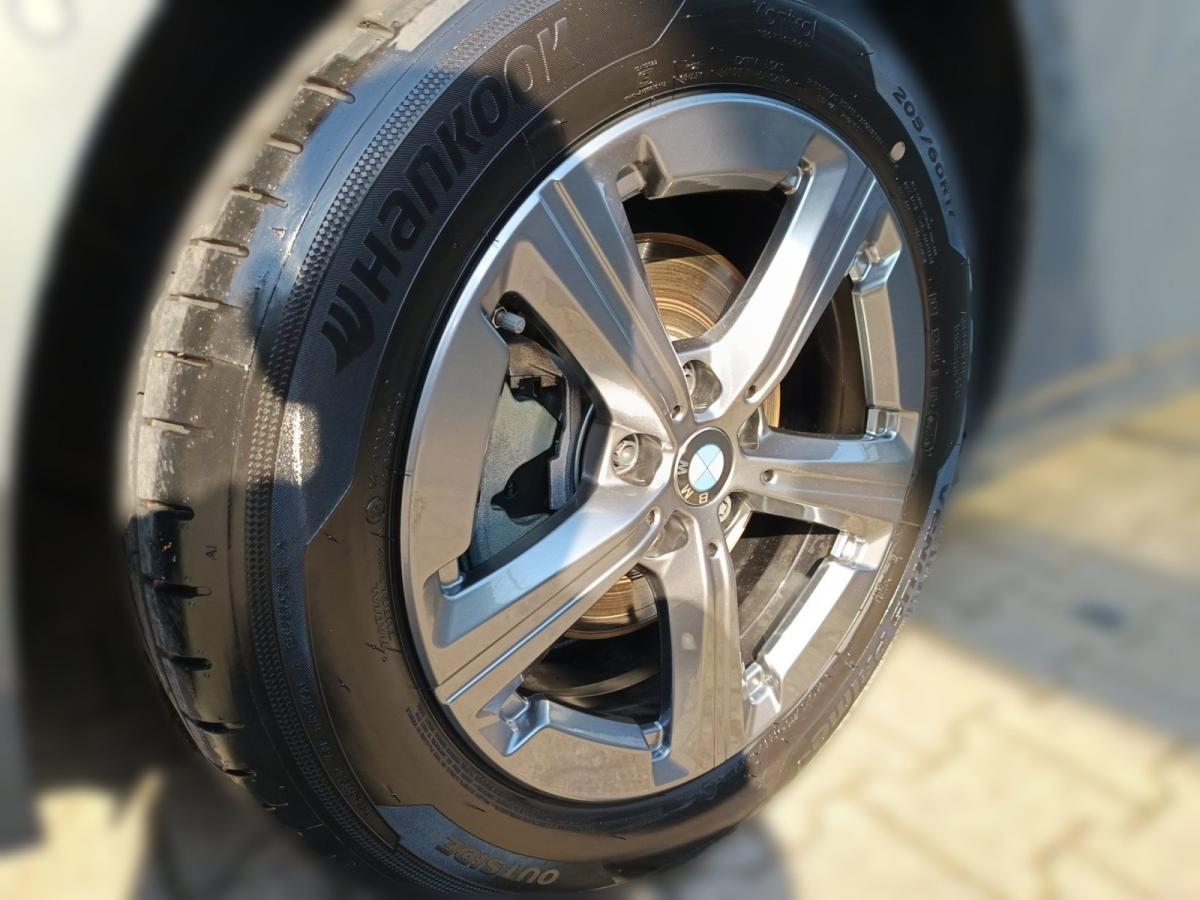 Originalaufnahme des Fahrzeugs Originalaufnahme des Fahrzeugs