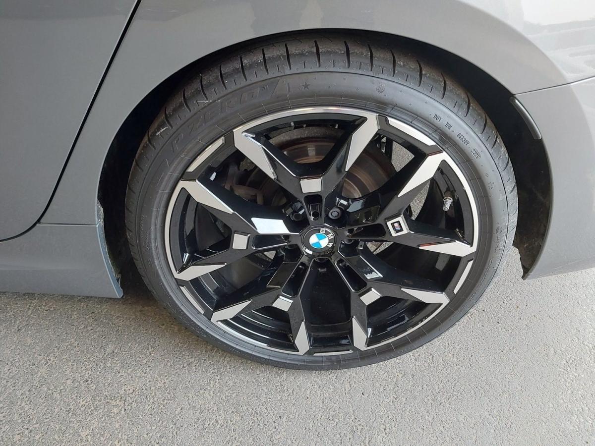 Originalaufnahme des Fahrzeugs