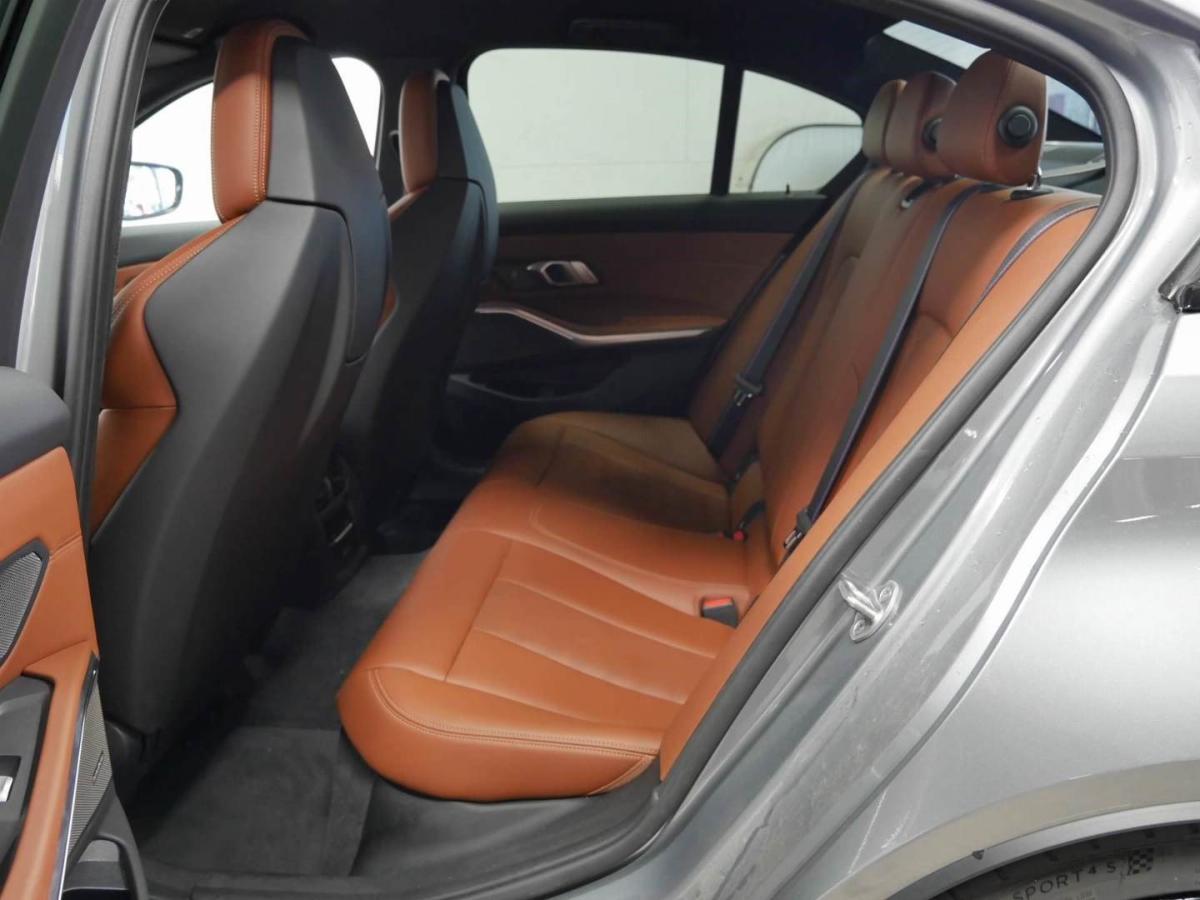 Originalaufnahme des Fahrzeugs