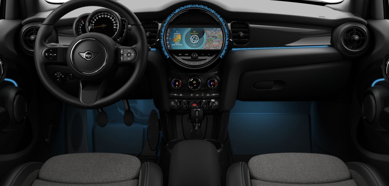 MINI MINI 5-Türer im Innenraum von vorne MINI MINI 5-Türer im Innenraum von vorne