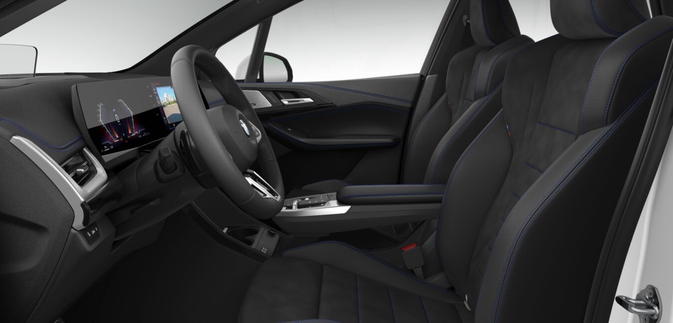 BMW BMW 2er im Innenraum seitlich BMW BMW 2er im Innenraum seitlich