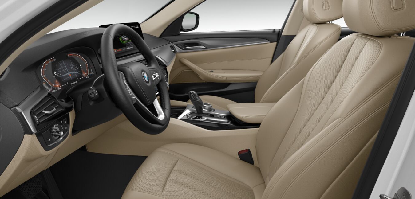 BMW BMW 5er im Innenraum seitlich