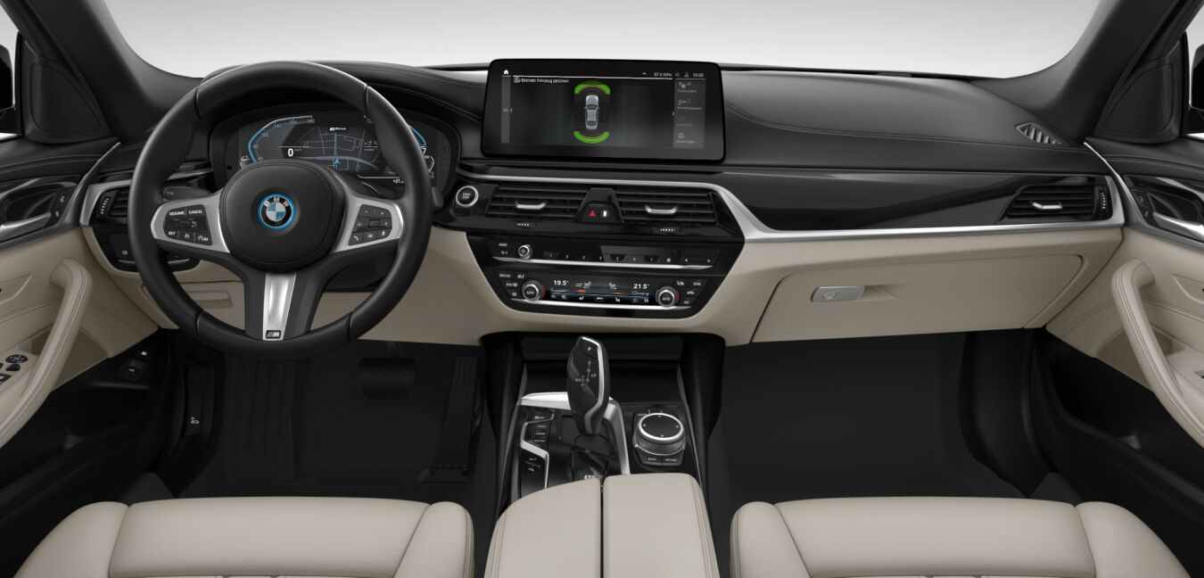 BMW BMW 5er im Innenraum von vorne BMW BMW 5er im Innenraum von vorne