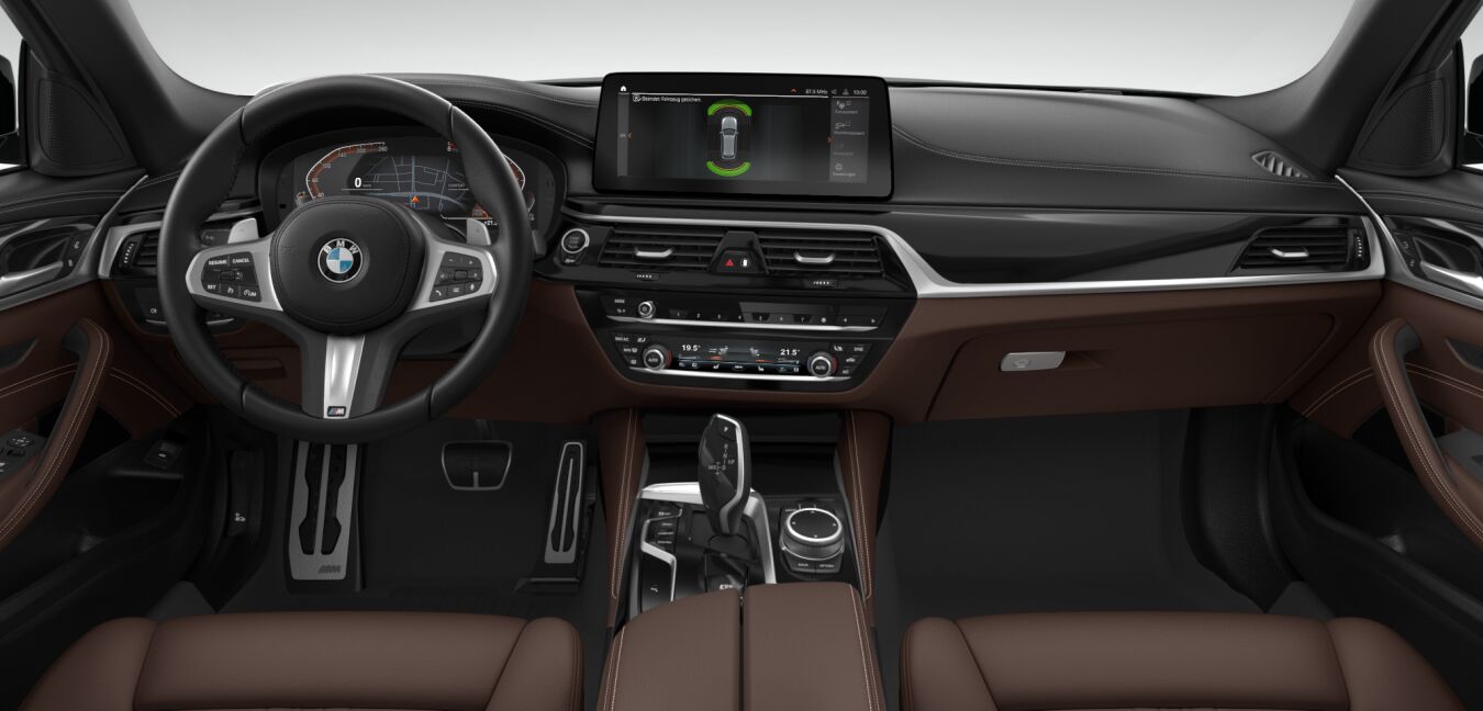 BMW BMW 5er im Innenraum von vorne BMW BMW 5er im Innenraum von vorne