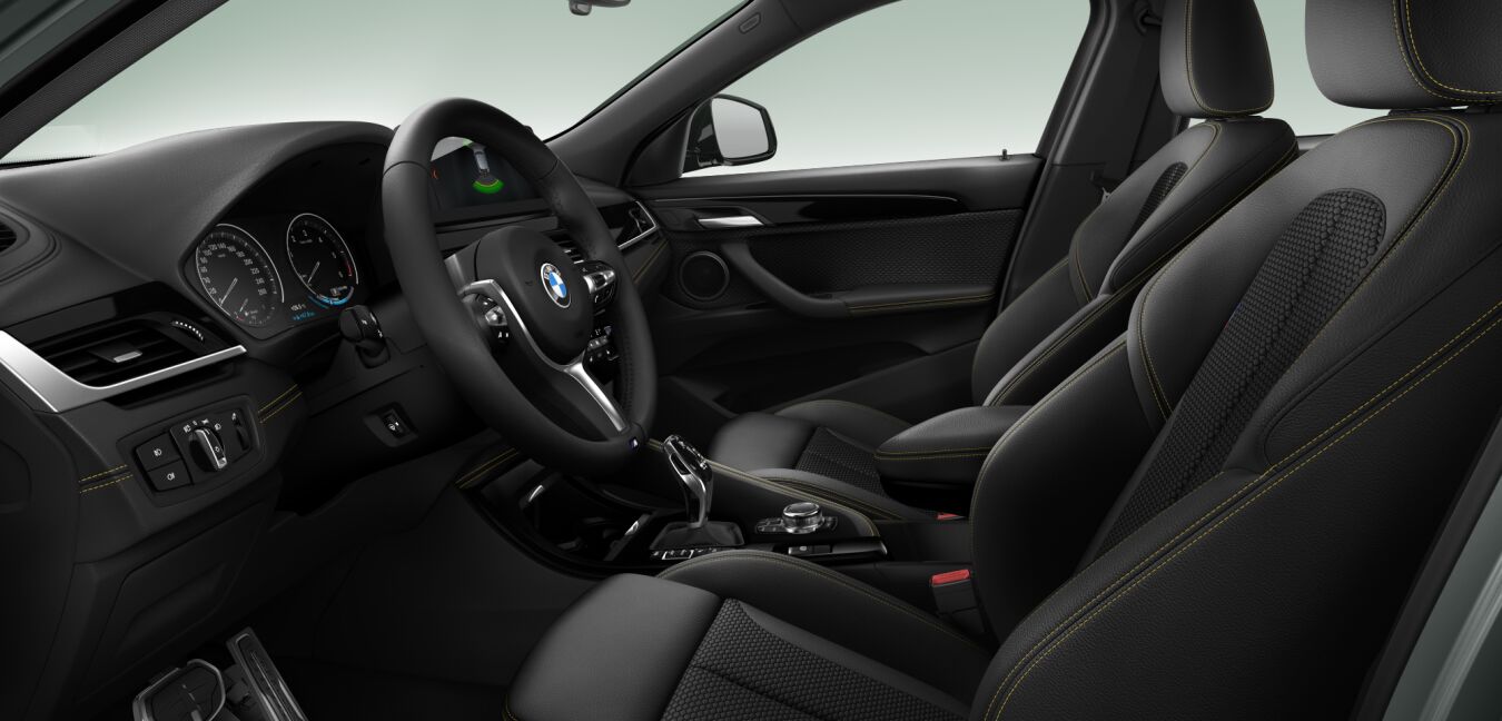BMW BMW X im Innenraum seitlich BMW BMW X im Innenraum seitlich