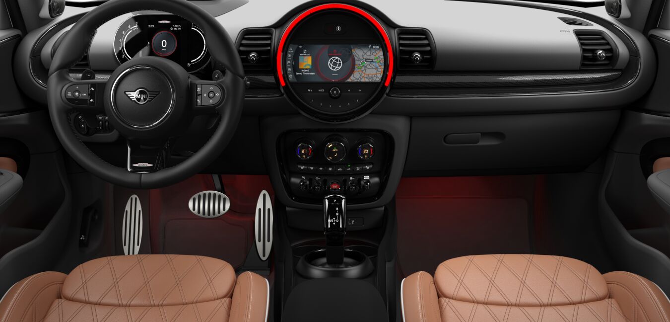 MINI MINI Clubman im Innenraum von vorne