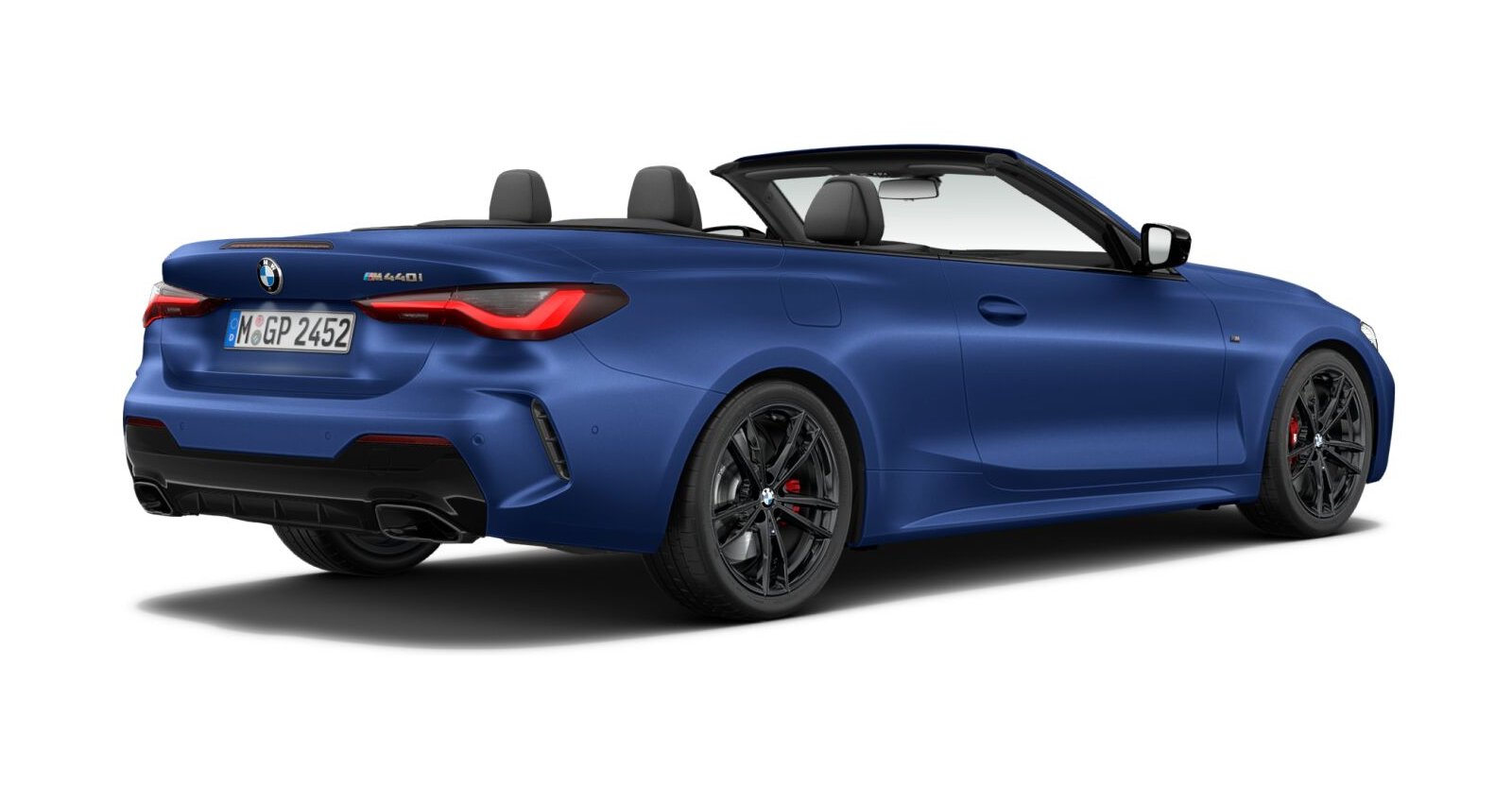 BMW BMW 4er in Blau von hinten