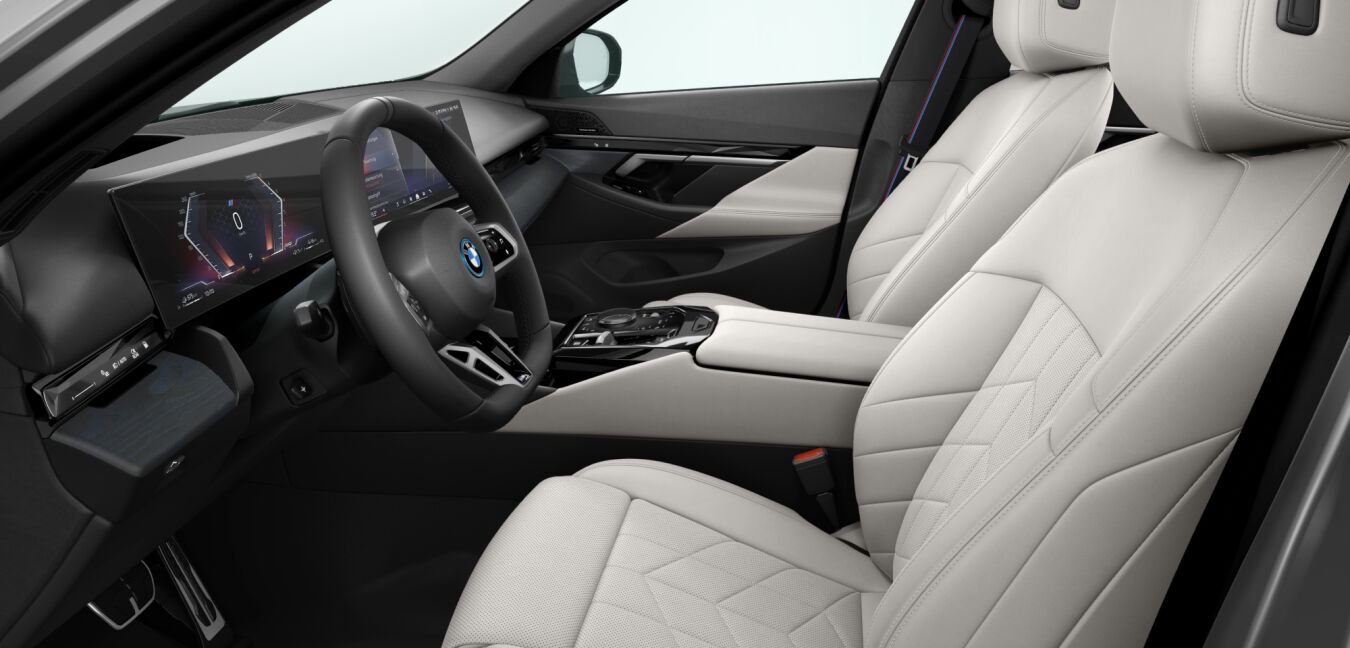BMW BMW 5er im Innenraum seitlich BMW BMW 5er im Innenraum seitlich