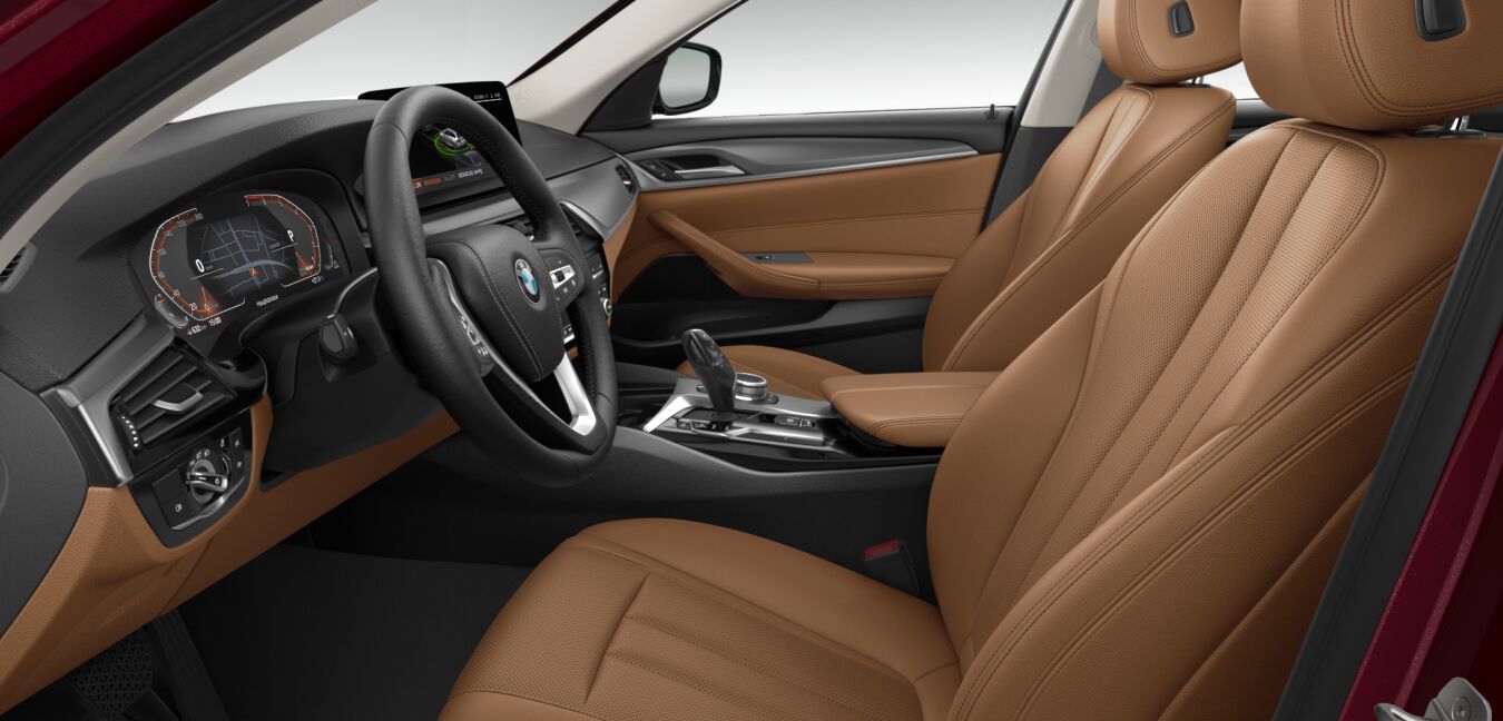 BMW BMW 5er im Innenraum seitlich BMW BMW 5er im Innenraum seitlich