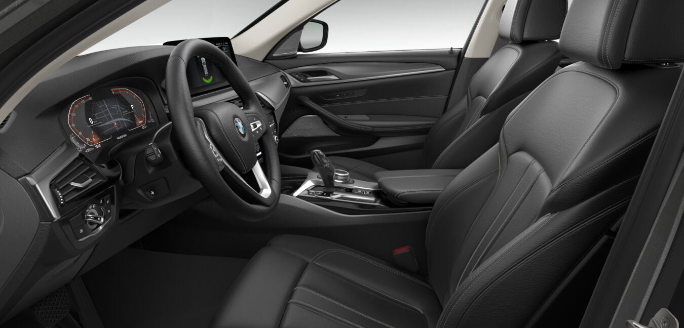 BMW BMW 5er im Innenraum seitlich BMW BMW 5er im Innenraum seitlich