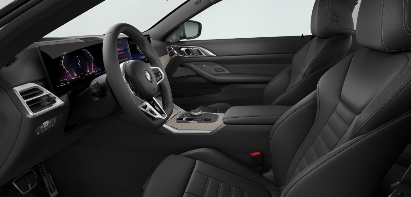 BMW BMW 4er im Innenraum seitlich BMW BMW 4er im Innenraum seitlich
