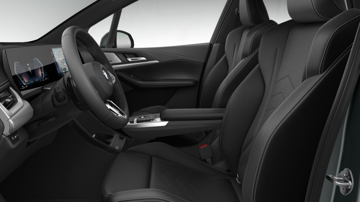 BMW BMW 2er im Innenraum seitlich BMW BMW 2er im Innenraum seitlich