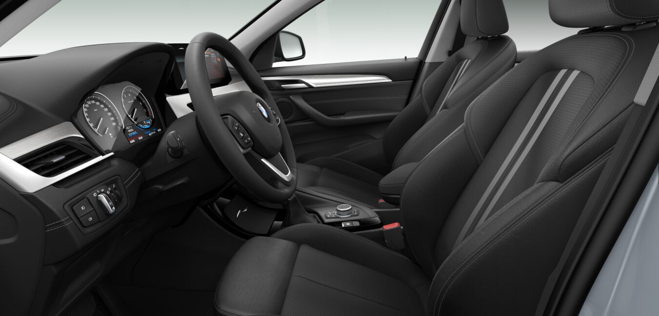 BMW BMW X im Innenraum seitlich BMW BMW X im Innenraum seitlich