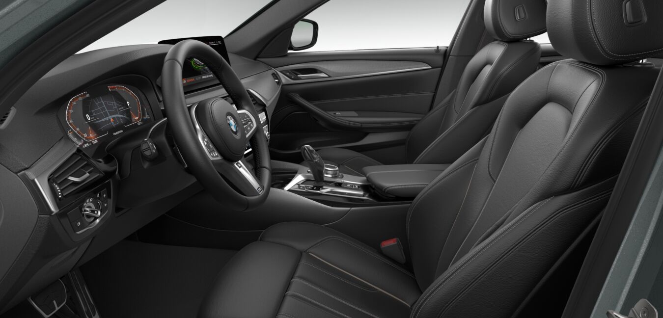 BMW BMW 5er im Innenraum seitlich BMW BMW 5er im Innenraum seitlich