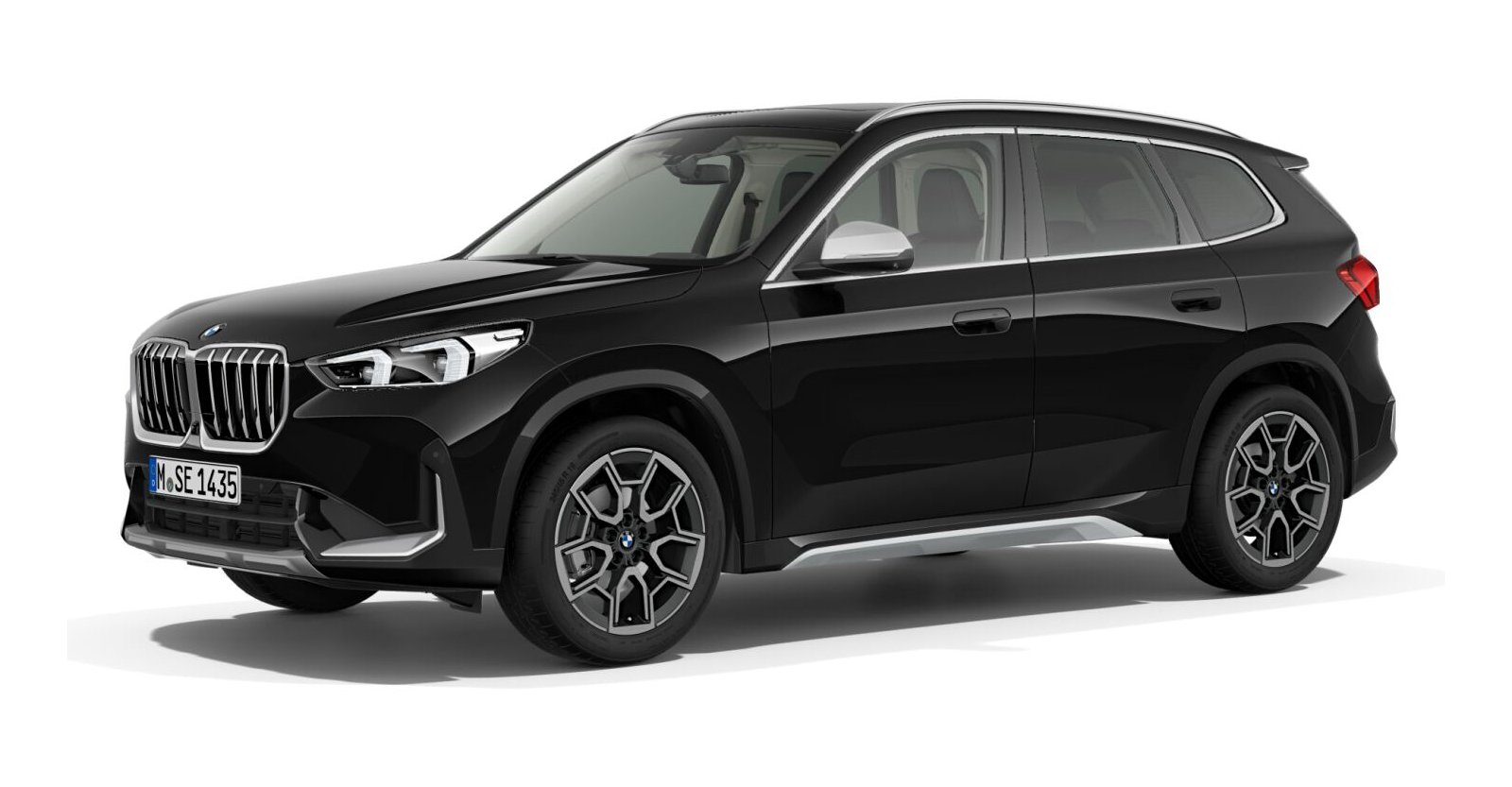 BMW X1 xDrive20d in Schwarz von vorne BMW X1 xDrive20d in Schwarz von vorne