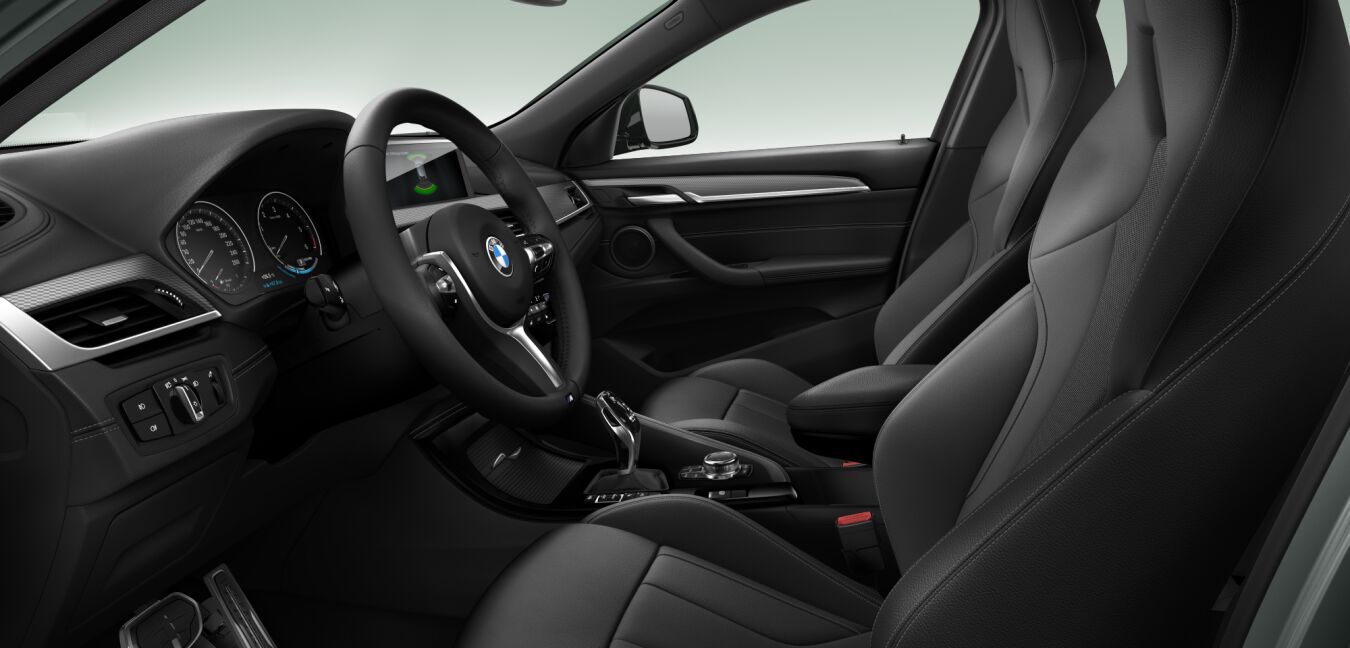 BMW BMW X im Innenraum seitlich