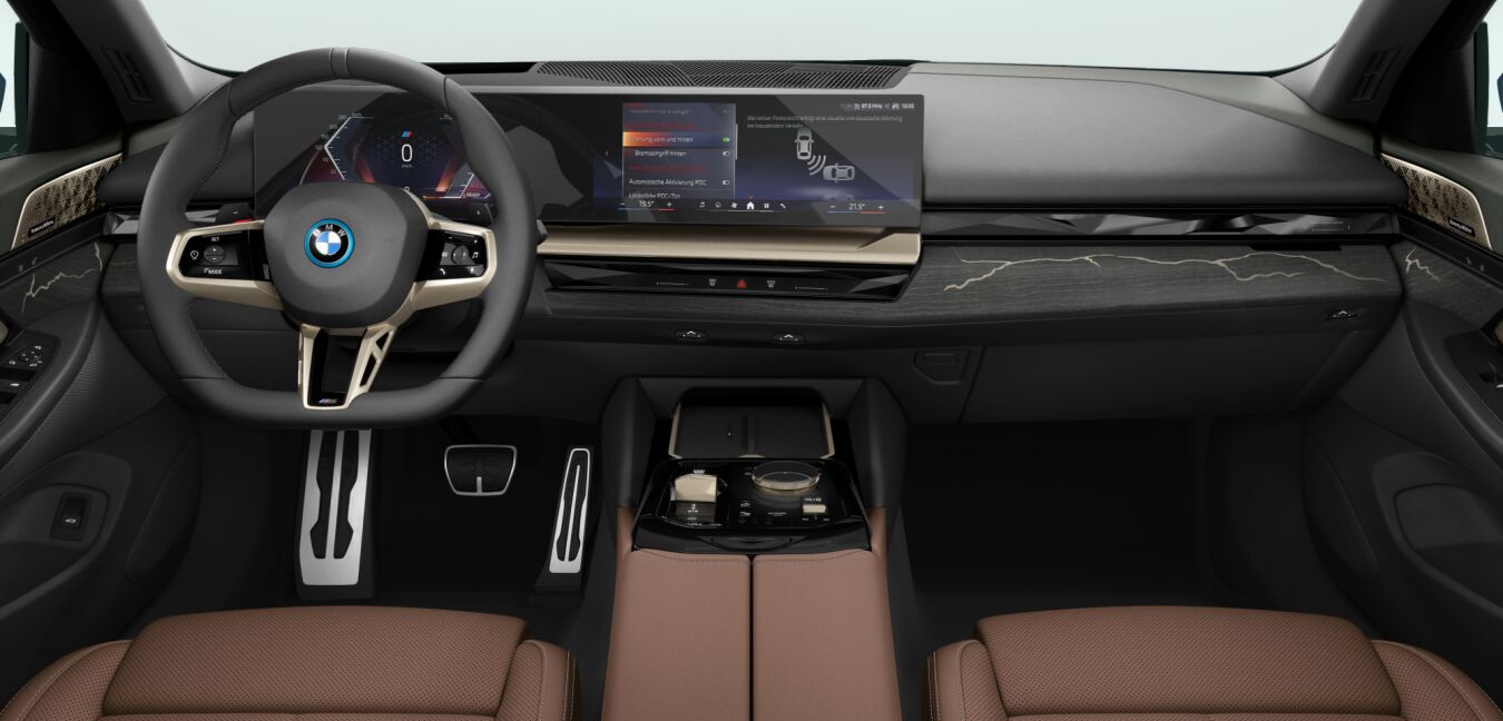 BMW BMW 5er im Innenraum von vorne BMW BMW 5er im Innenraum von vorne