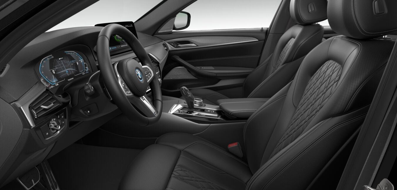 BMW BMW 5er im Innenraum seitlich