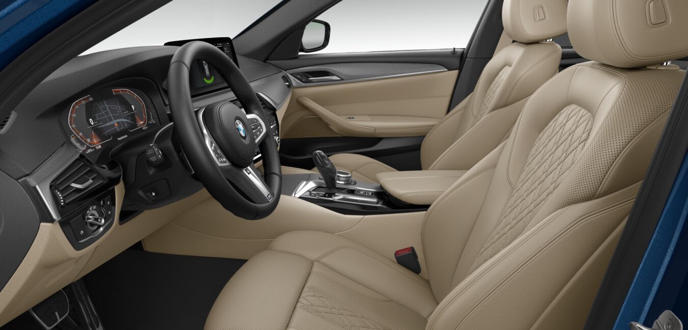 BMW BMW 5er im Innenraum seitlich BMW BMW 5er im Innenraum seitlich