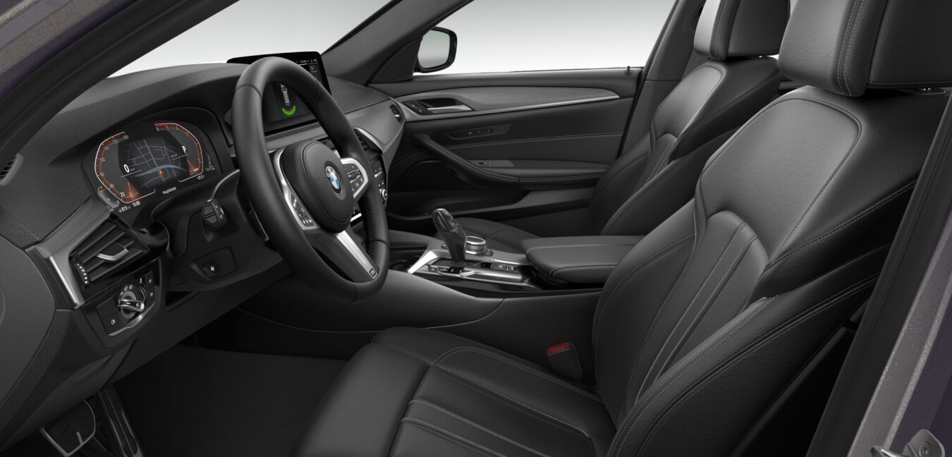 BMW BMW 5er im Innenraum seitlich BMW BMW 5er im Innenraum seitlich