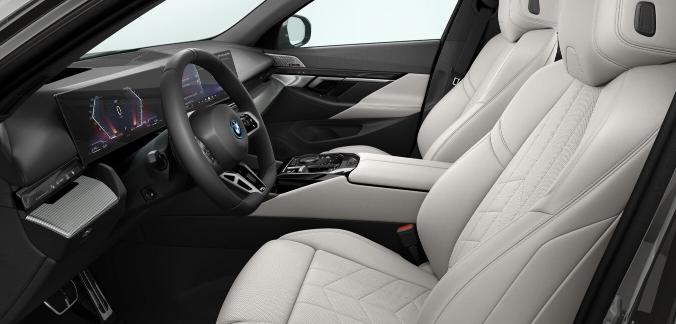 BMW BMW 5er im Innenraum seitlich BMW BMW 5er im Innenraum seitlich