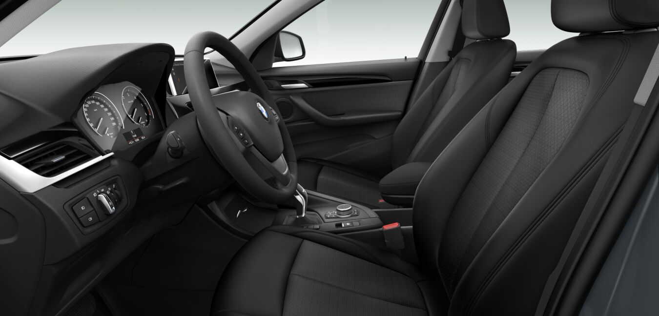 BMW BMW X im Innenraum seitlich