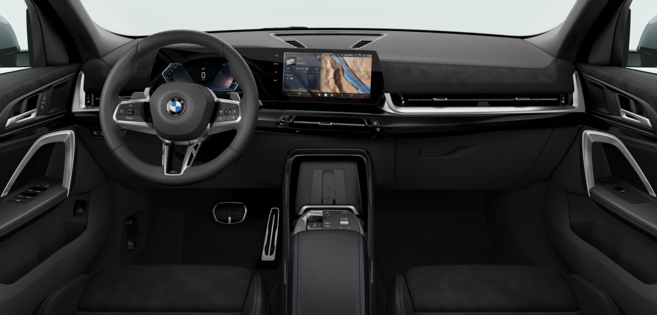 BMW BMW X im Innenraum von vorne