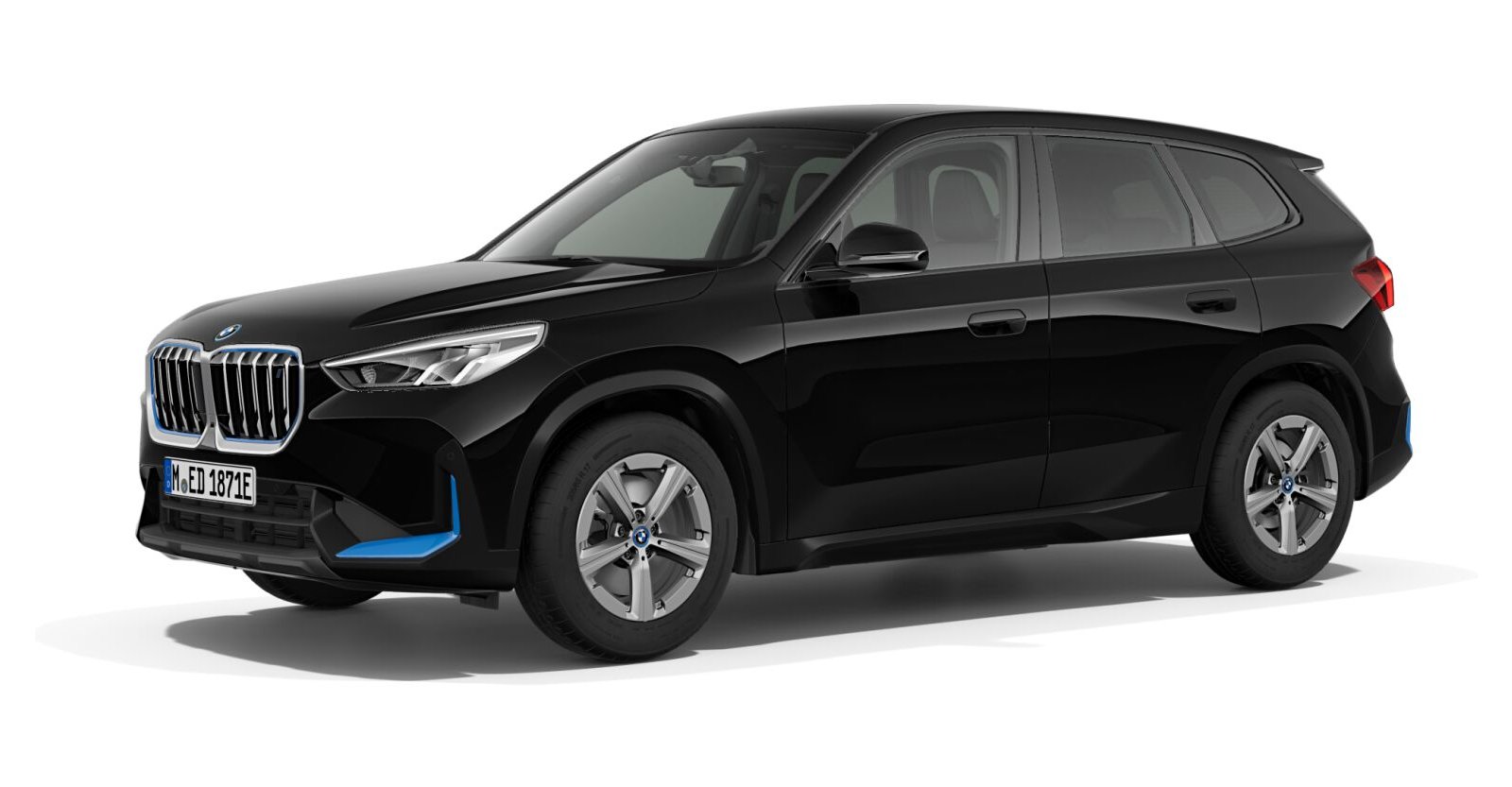 BMW iX1 xDrive30 in Schwarz von vorne BMW iX1 xDrive30 in Schwarz von vorne