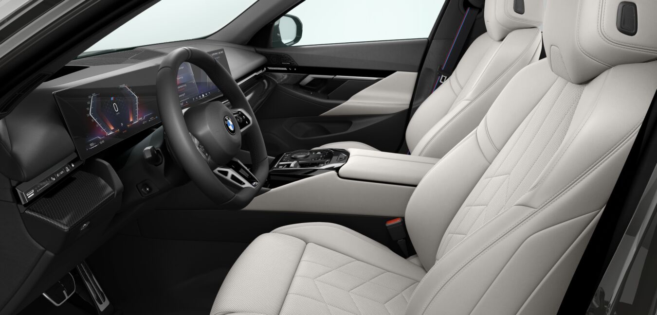 BMW BMW 5er im Innenraum seitlich BMW BMW 5er im Innenraum seitlich