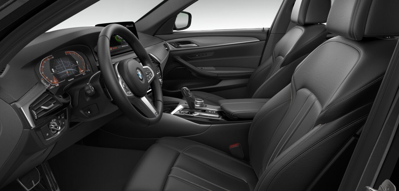 BMW BMW 5er im Innenraum seitlich BMW BMW 5er im Innenraum seitlich