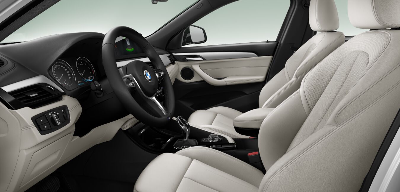 BMW BMW X im Innenraum seitlich BMW BMW X im Innenraum seitlich