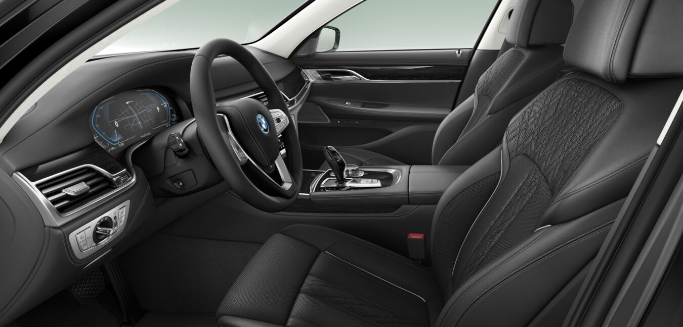 BMW BMW 7er im Innenraum seitlich BMW BMW 7er im Innenraum seitlich