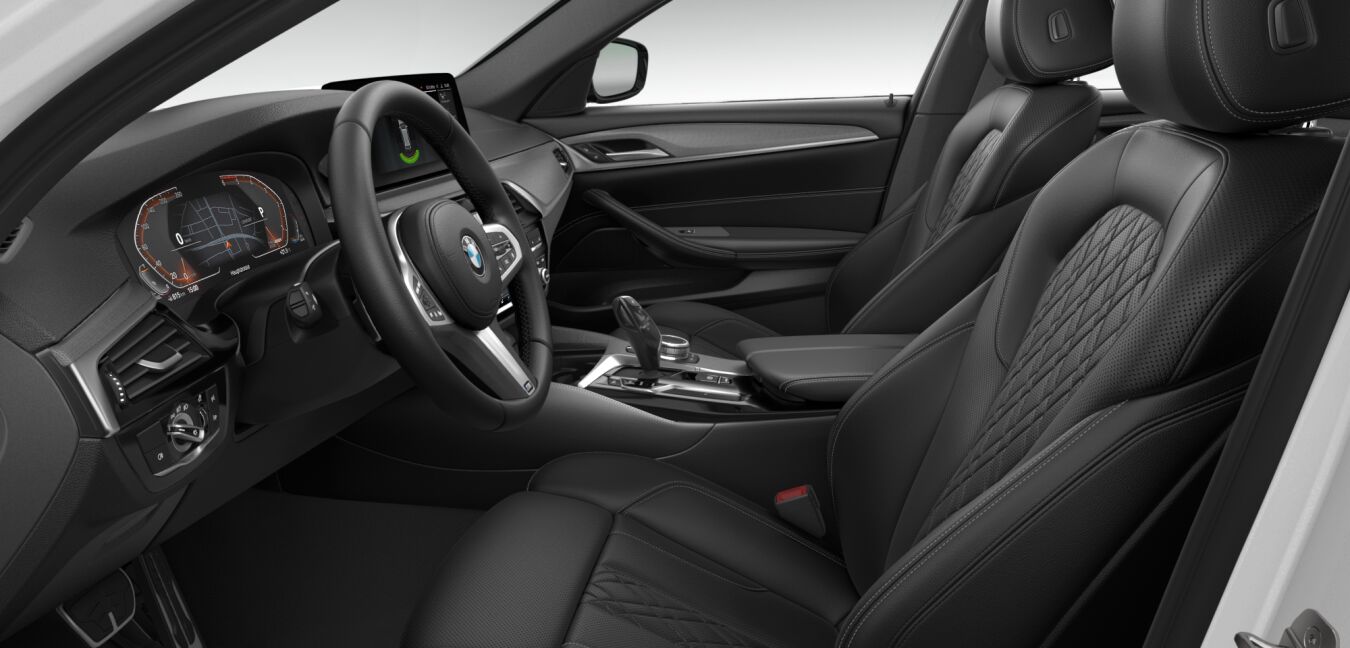 BMW BMW 5er im Innenraum seitlich BMW BMW 5er im Innenraum seitlich