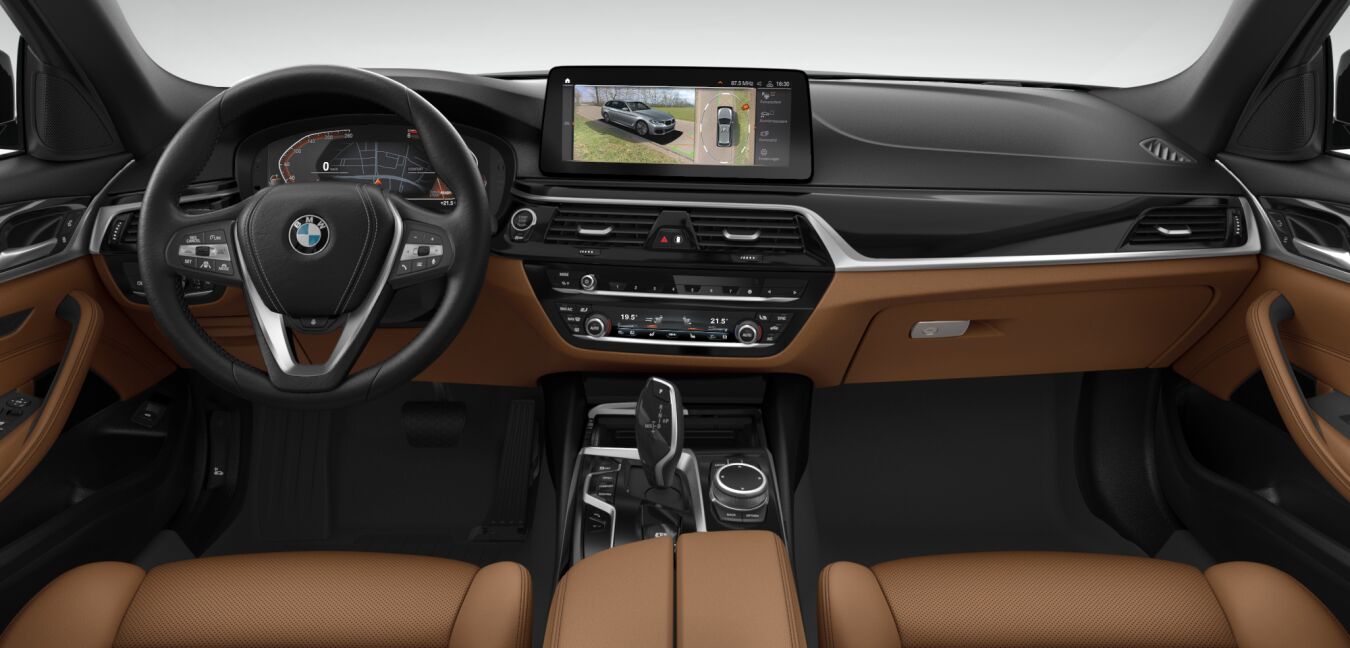BMW BMW 5er im Innenraum von vorne BMW BMW 5er im Innenraum von vorne