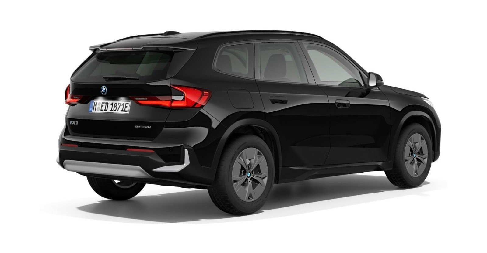 BMW iX1 eDrive20 in Schwarz von hinten