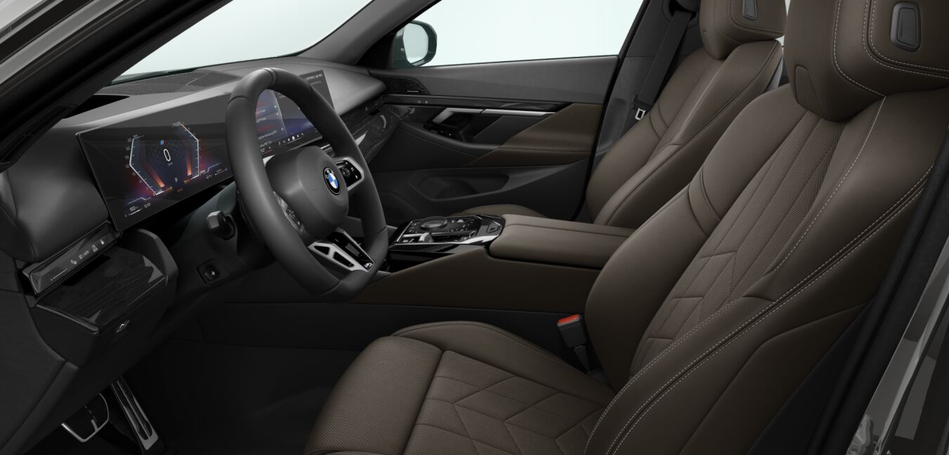 BMW BMW 5er im Innenraum seitlich BMW BMW 5er im Innenraum seitlich