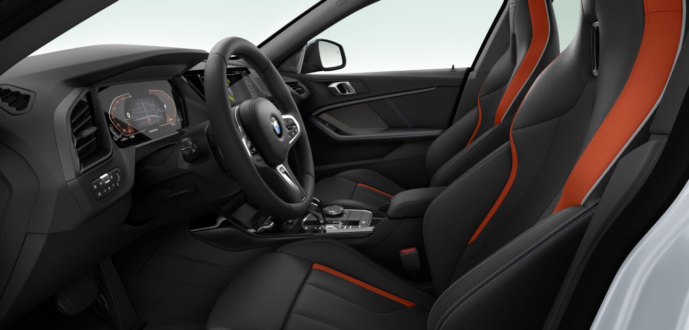 BMW BMW 2er im Innenraum seitlich BMW BMW 2er im Innenraum seitlich