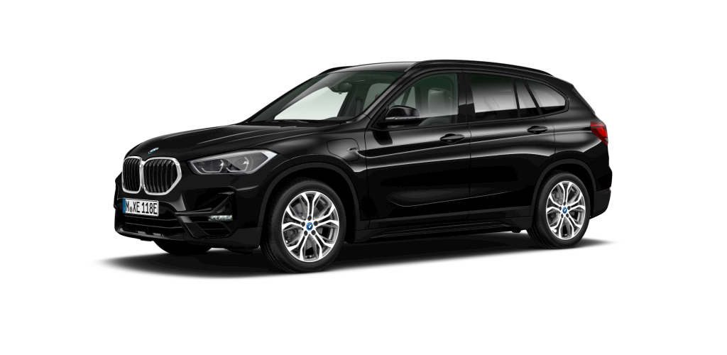BMW X1 xDrive25e in Schwarz von vorne BMW X1 xDrive25e in Schwarz von vorne