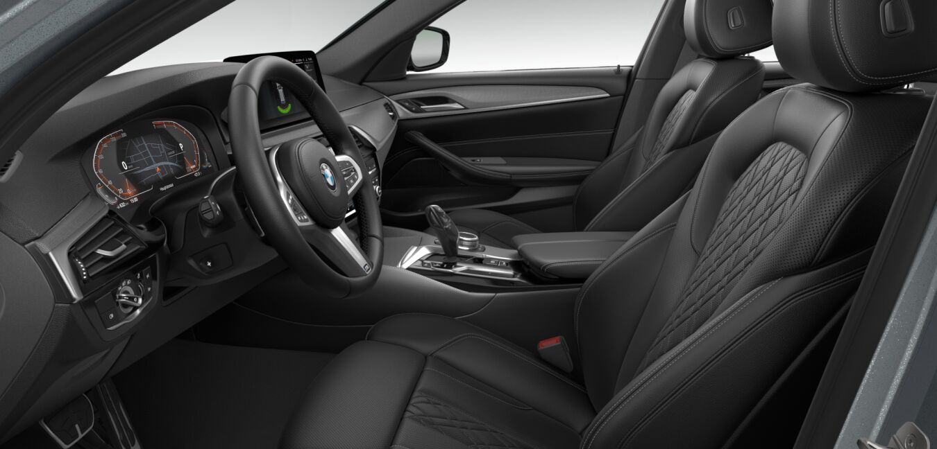 BMW BMW 5er im Innenraum seitlich BMW BMW 5er im Innenraum seitlich